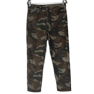 {American Eagle} "Mom Jean in Camo Print" Corduroy Straight Leg Stretch Jeans